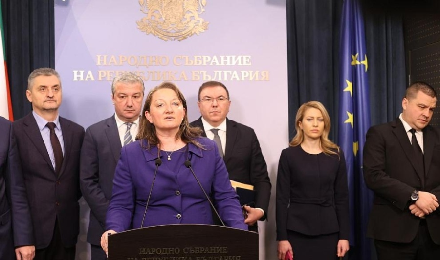 ГЕРБ-СДС, БСП и ИТН подписаха анекс за ротация на председателя на НС