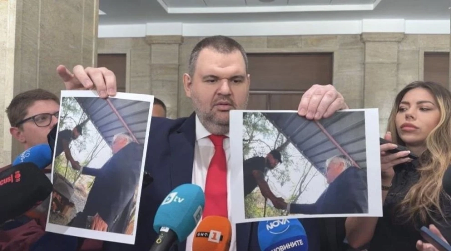 Пеевски: Рашков е сниман с Мухарем Мухата в Хасково, не в Пазарджик