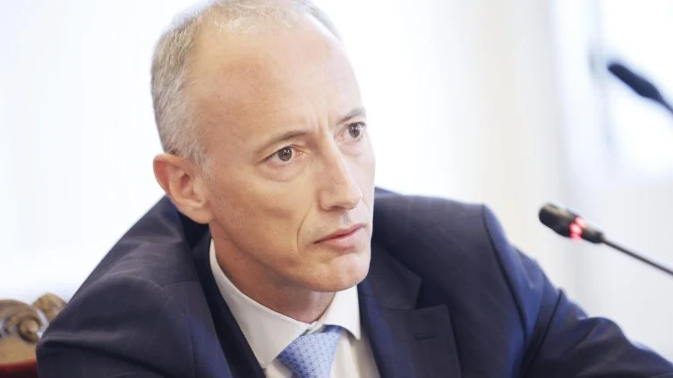 Вълчев: Ще се стремим към 25% скок на заплатите в образованието