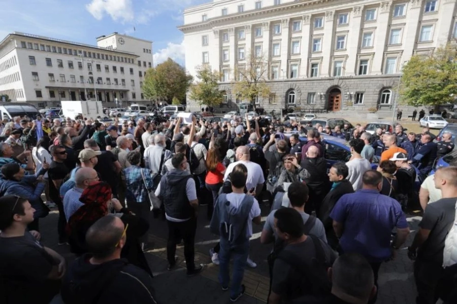 Синдикат „Подкрепа“ предупреди: Започва серия от протести в ключови държавни администрации