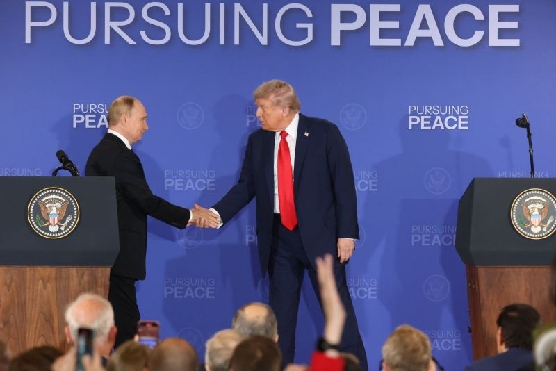 САЩ искат Украйна да приеме мирния им план, отстъпвайки територия и част от оръжията си, твърдят източници