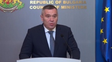 Министър Тахов: Плащанията към земеделците няма да се забавят заради изтеглянето на бюджета