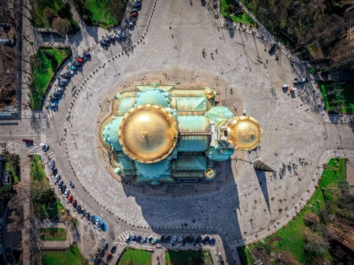 Площад „Св. Александър Невски“ вече не е паркинг, Терзиев събира идеи за мястото