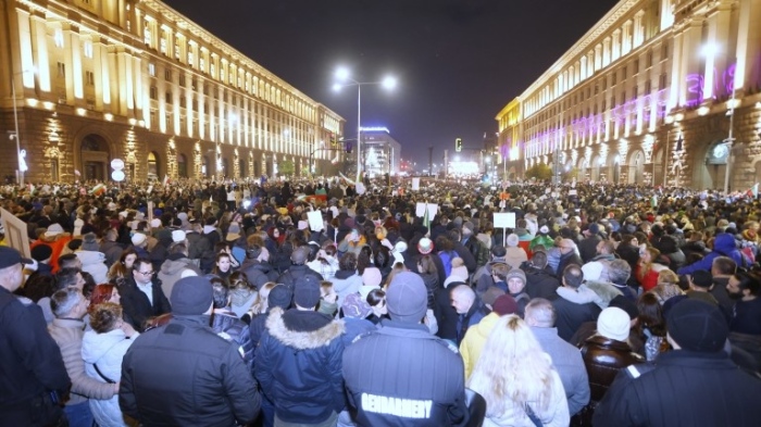 Обществени личности настояват с петиция за честни избори и спешни реформи в държавата