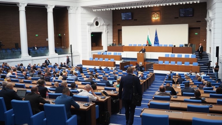 Остри сблъсъци в началото на работния ден на депутатите