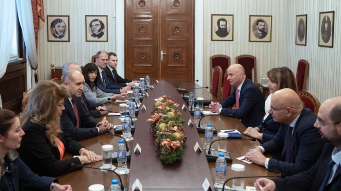 Банките увериха Радев, че са готови за преминаване към еврото