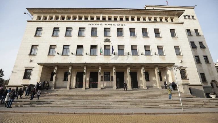 Депозитите на домакинствата в България вече прехвърлят 100 млрд. лева