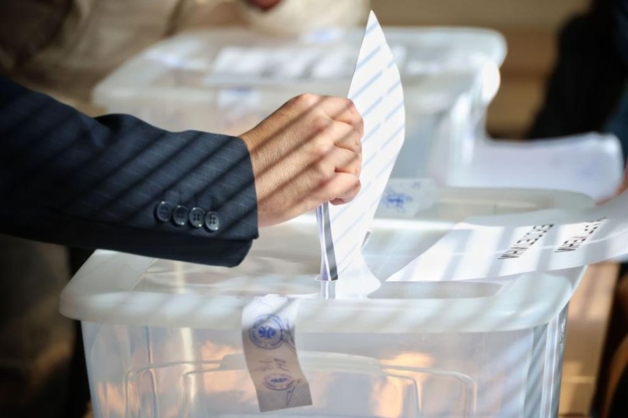 За или против: Какво мислят депутатите за промяна в начина на гласуване