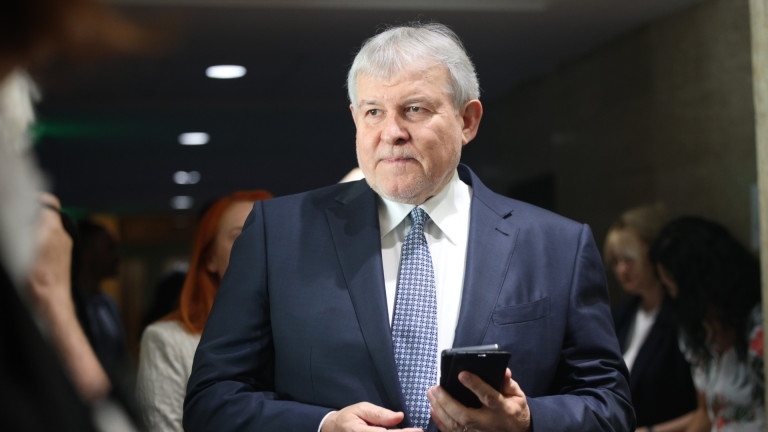 ГЕРБ-СДС се готвят за избори на 19 април