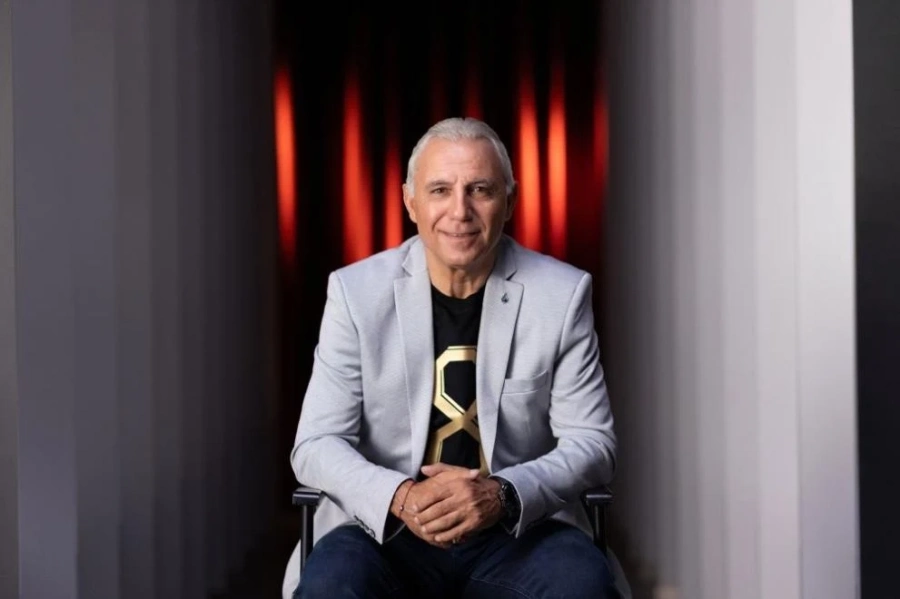 От Пловдив до Барселона: „Камп Ноу“ отваря врати за „Вече играеш… Стоичков“