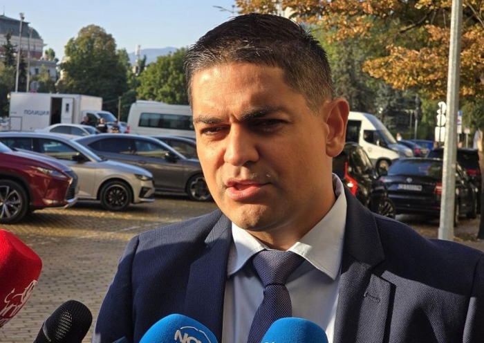 Радостин Василев за случая „Петрохан“: 15-годишното ми дете няма да го пусна с някакви хора в къща в гората