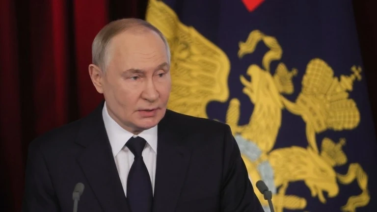 Путин: Киев ще бомбардира \