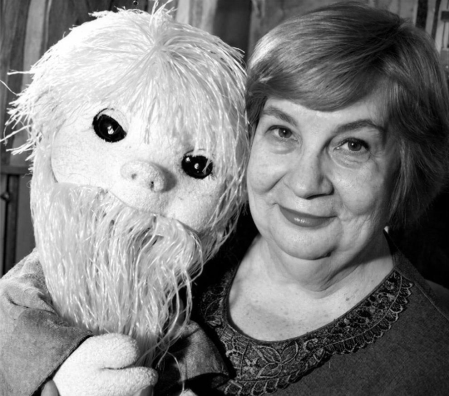 Почина Слава Рачева