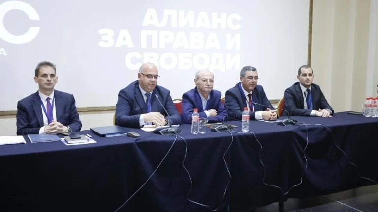 АПС регистрира листите си за изборите на 19 април