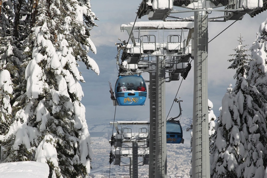 Банско намалява цените на лифт картите от април