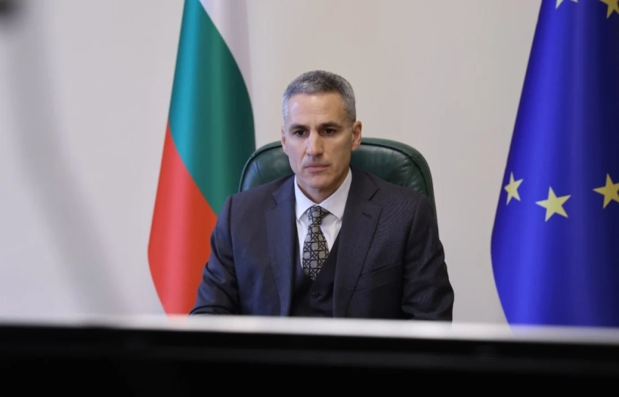 Премиерът Гюров: От подкрепа преминаваме към конкретни действия за Украйна 