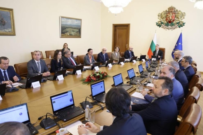 Служебният премиер: 233 арестувани за купен вот - гласове се купуват срещу 8 евро и с фалшиви банкноти