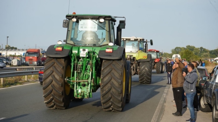 Зърнопроизводителите плашат с протести заради бавенето на мерките срещу кризата
