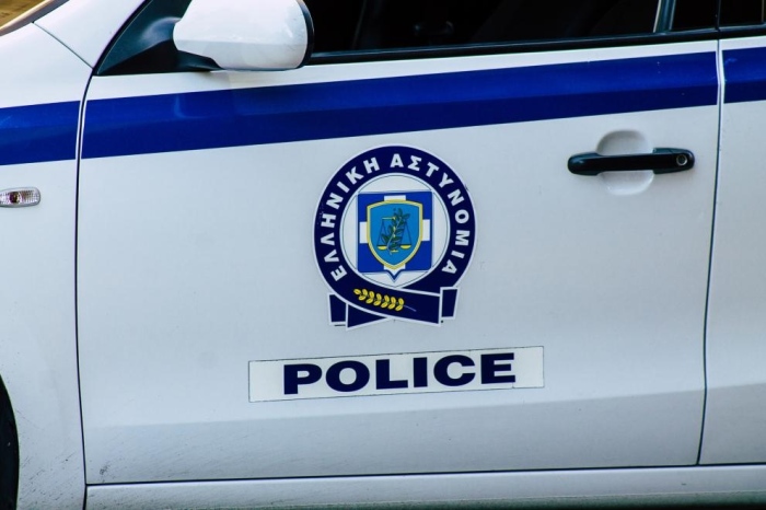 89-годишен мъж простреля петима души в Атина, полицията го издирва
