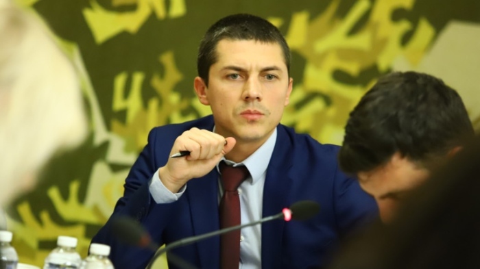 Мъжът на Лена подкрепя развода на ПП и ДБ