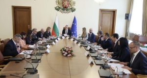 Служебният кабинет разглежда ратификацията на договора за Европейския механизъм за стабилност