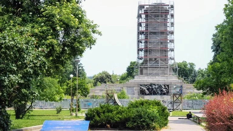 СО придобива Паметника на Съветската армия
