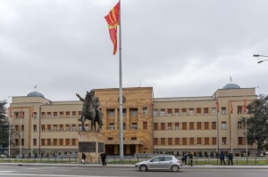 Опозицията в РС Македония иска референдум за вписване на българите в конституцията