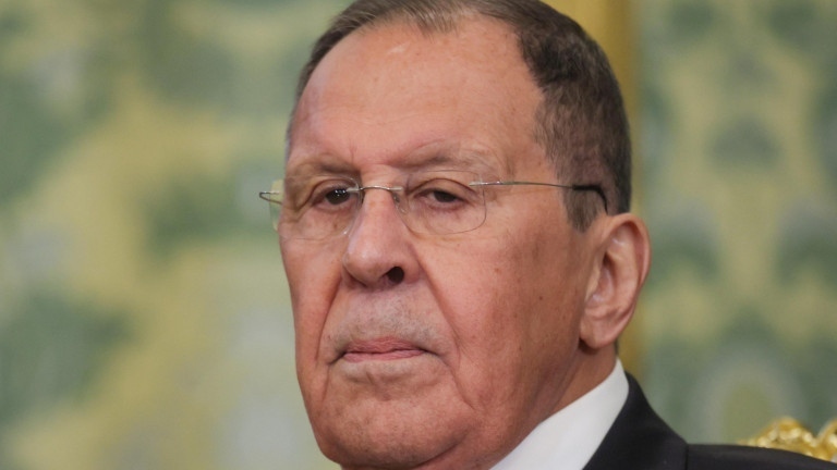 Лавров: Западът в момента води истинска война срещу Русия