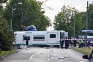 „Никаква милост към нарушителите“ и „драконовски мерки“: спешна среща при Радев заради войната на пътя
