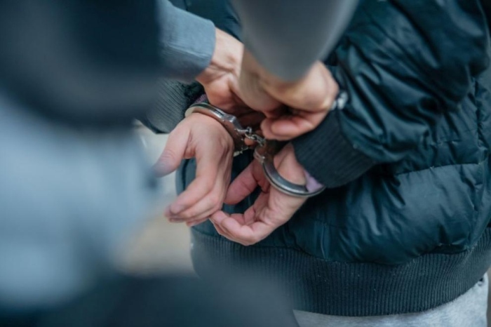 Двама задържани при акцията в Несебър: Единият е шефът на местния ВиК, намериха в дома му 33 000 евро