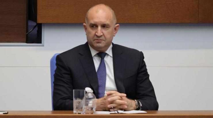 Радев: Хората, които късаха ризи за договора „Боташ“, да намерят друга опорка за атака срещу мен