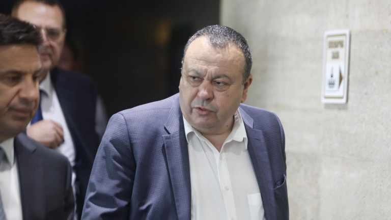 ДПС доволни от справката на Демерджиев - полетите на Пеевски били “пълна лъжа”