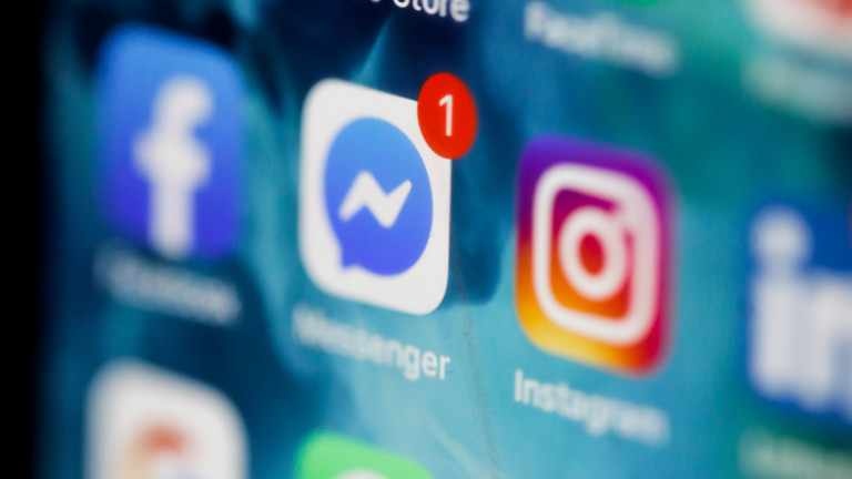 ЕК плаши Meta с глоби, ако не смени пристрастяващия дизайн на Instagram и Facebook