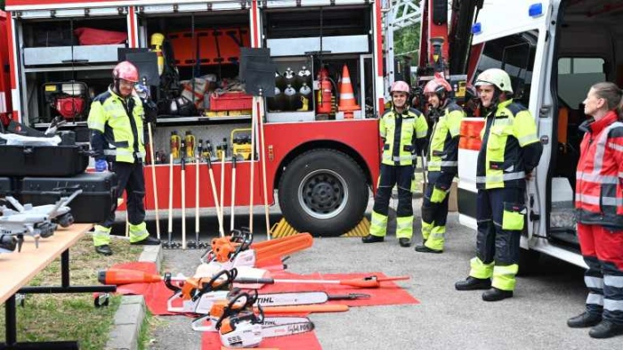 Обучават над 1500 огнеборци и доброволци за превенция на пожари