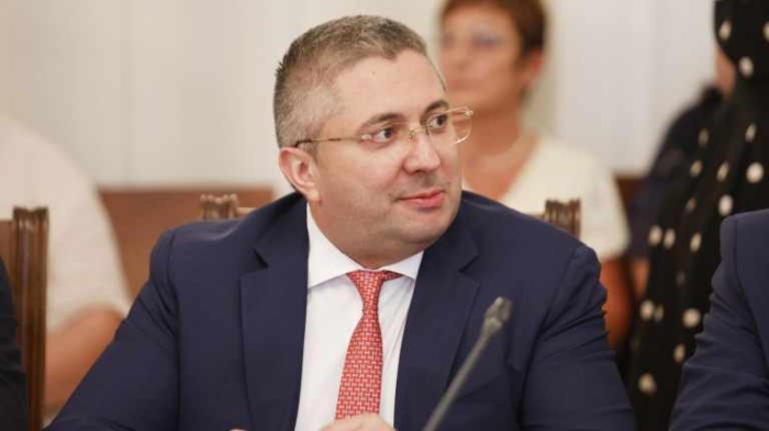 Николай Нанков: Пътната мрежа се руши, липсва адекватна поддържка