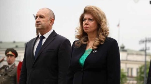 Румен Радев и Илияна Йотова са единствените политици с положителен баланс на доверие
