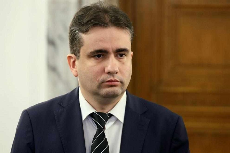 Божанов от „Демократична България“ загатна какъв ще е кандидатът им за президент