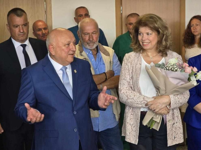 Йотова: Добре е, че правителството успя да отвоюва и останалите средства по ПВУ