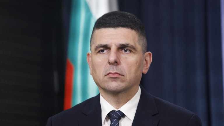 Ивайло Мирчев: Иво Христов е преоблечен като смесица от вицепремиер и Дугин