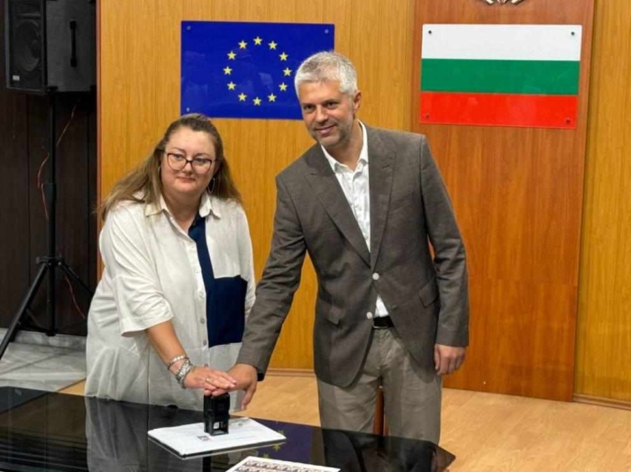 Варна запечата 100 години музикална история върху специална пощенска марка