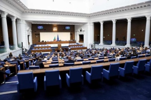 Парламентът отхвърли исканията на опозицията за изслушване на министри