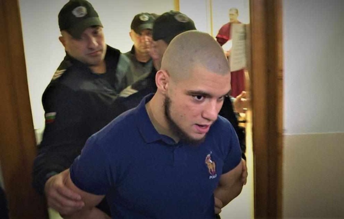 Гърция издирва „прокурорския син“ Васил Михайлов, грози го доживотен затвор