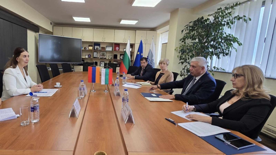 Шушков: България е ключова точка за превоза на товари от Армения
