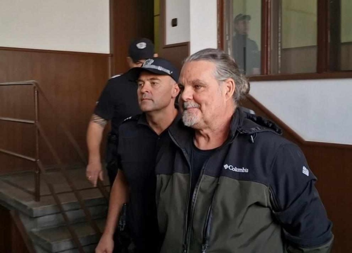 „В сърцето си се чувствам невинен“: Испанецът-гуру на сектата край Калофер остава в ареста