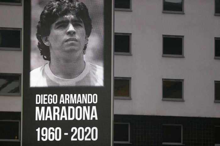 12 години затвор за личния лекар, обвинен за смъртта на Марадона
