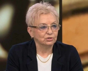 Диана Дамянова: Гнусната помийна яма BG елфи получила €300 000, а ние, тъпите граждани